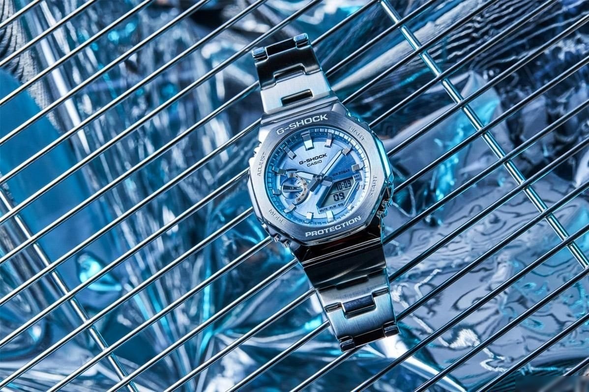 Наручные часы Casio GM-2110D-2A