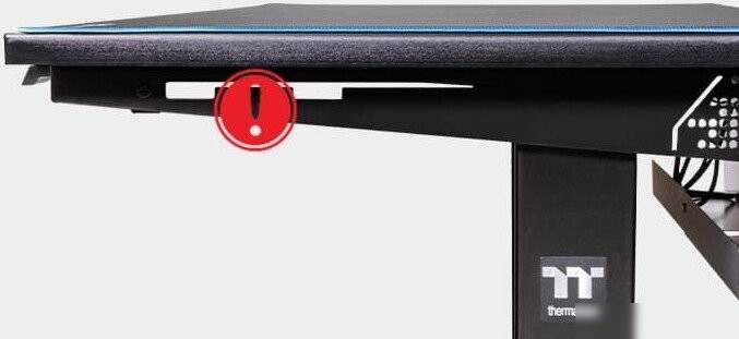 Геймерский стол Thermaltake 350 Smart Gaming Desk GGD-EDN-BKEIRW-01