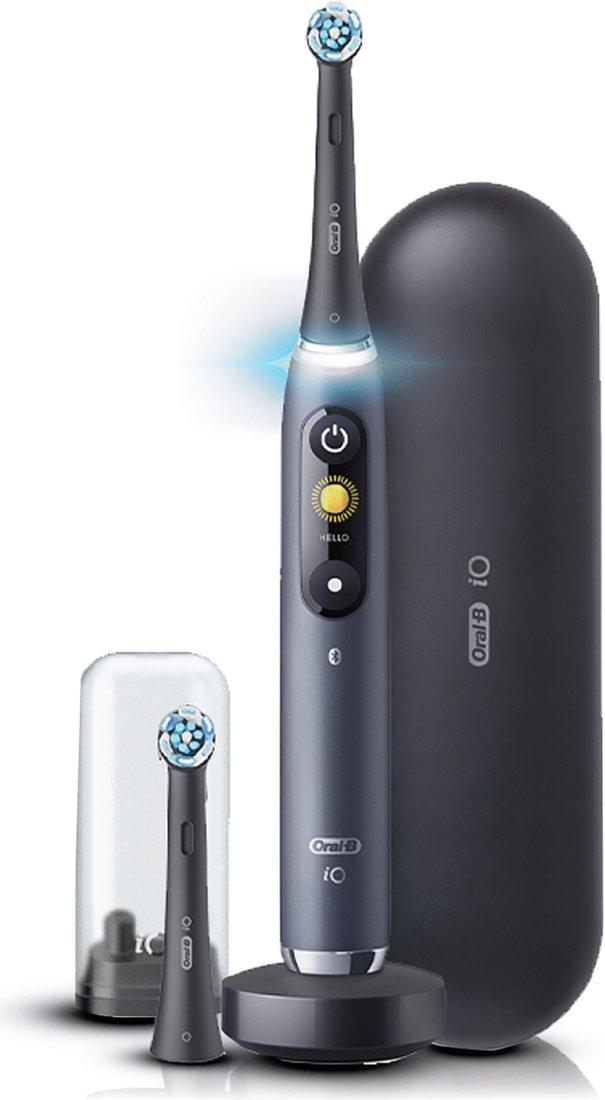 Электрическая зубная щетка Oral-B iO Series 9 Black Onyx iOM9.2Q2.2AD (с 2-мя насадками)