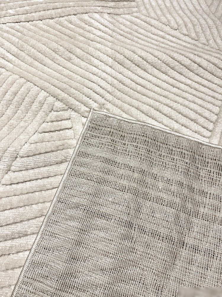 Ковер для жилой комнаты Valentis Juno E858AW-CREAM (0.8x1.5)