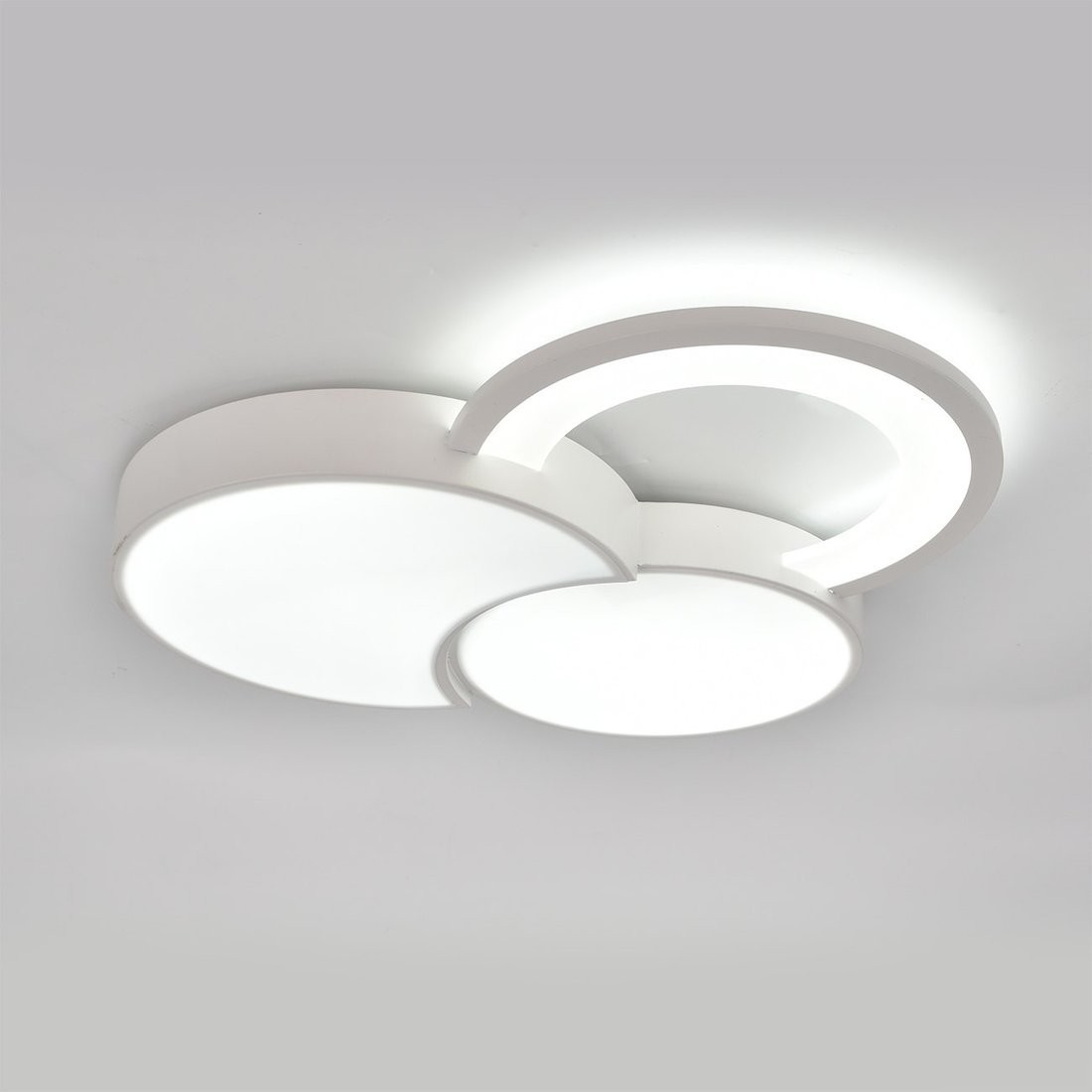 Припотолочная люстра Escada 10286/3LED