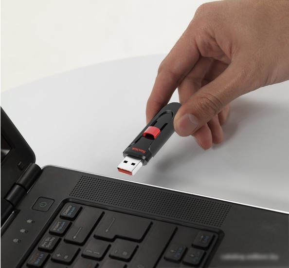 USB Flash SanDisk Cruzer Glide 64GB (SDCZ60-064G-B35)