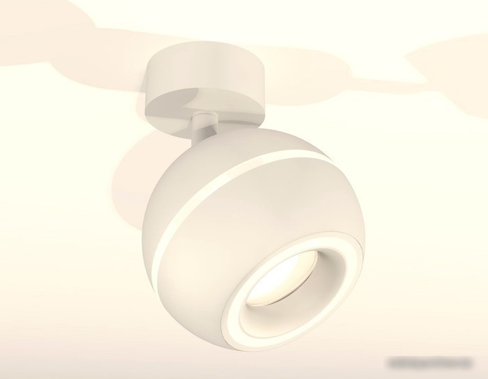 Спот Ambrella light XM XM1101015