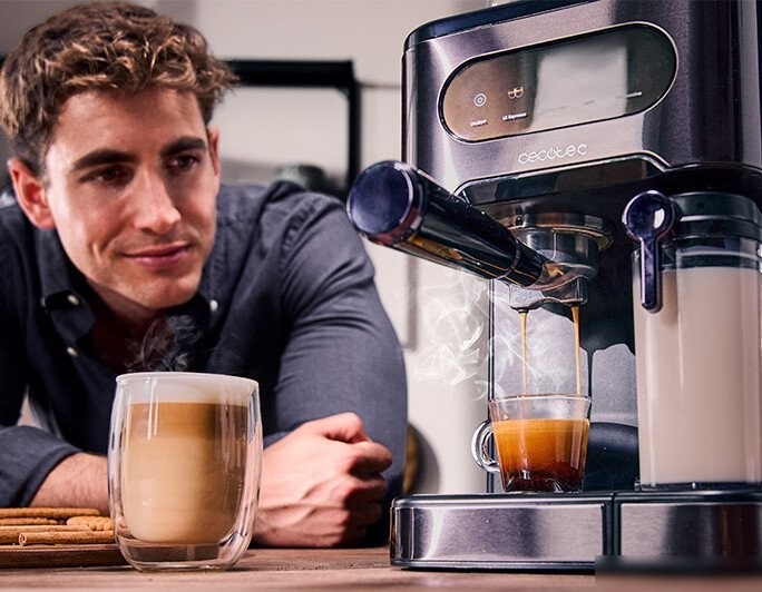 Рожковая кофеварка Cecotec Power Espresso 20 ColdBrew Latte