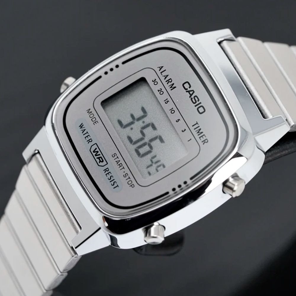 Наручные часы Casio LA670WA-7DF