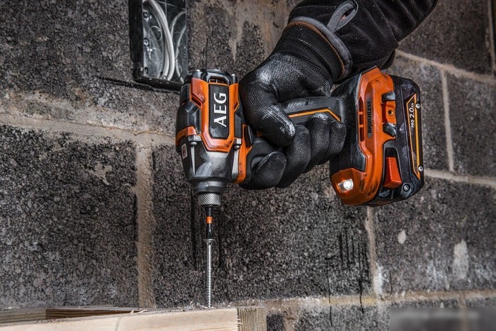 Винтоверт AEG Powertools BSS 18SBL-0 4935472278 (без АКБ)