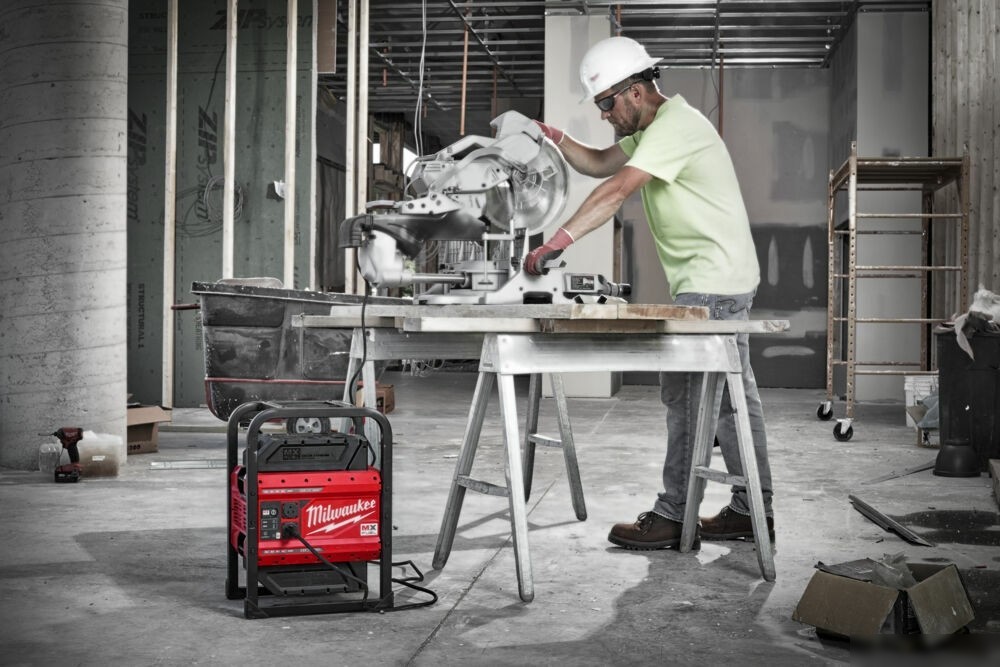 Портативная зарядная станция Milwaukee MX FUEL MXF PS-0 4933493922 (без АКБ)