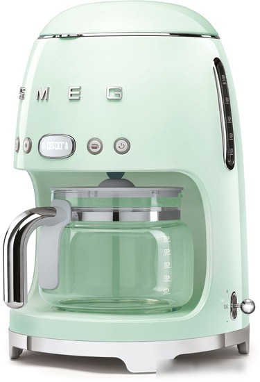 Капельная кофеварка Smeg DCF02PGEU