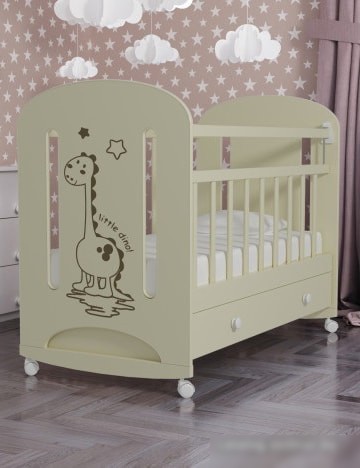 Классическая детская кроватка VDK Dino с маятником и ящиком (слоновая кость)