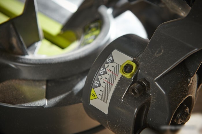 Торцовочная пила Ryobi RMS18190-0 5133005502 (без АКБ)
