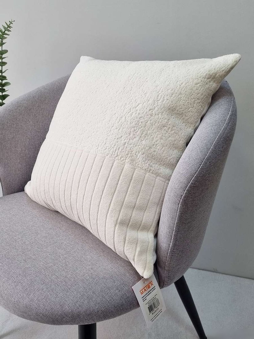 Чехол на подушку Matex Tufted Velvet ALEX-44 (молочный)