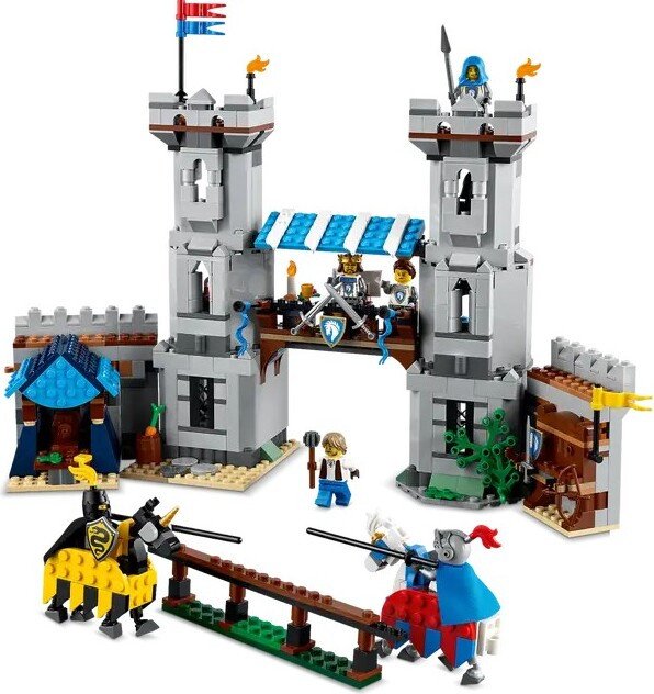 Конструктор LEGO Creator 3 в 1 31168 Средневековый замок конных рыцарей