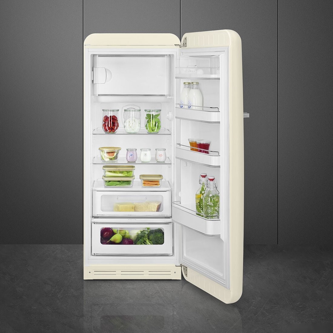 Однокамерный холодильник Smeg FAB28RCR6