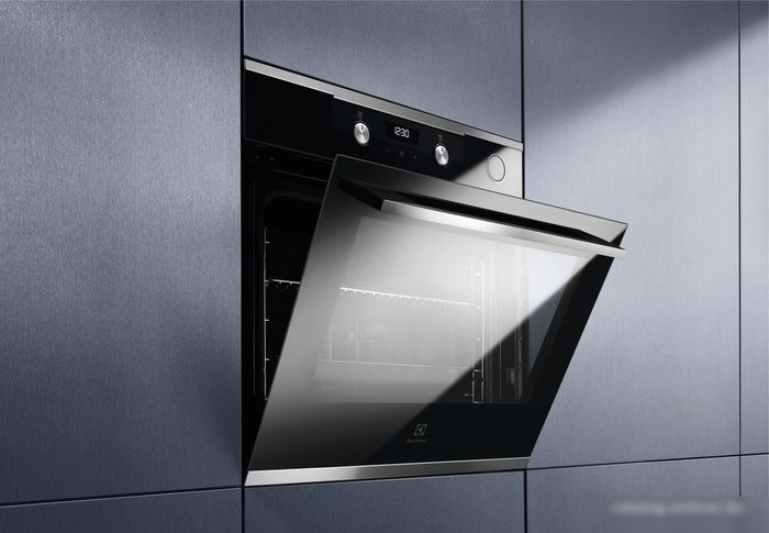 Электрический духовой шкаф Electrolux KODEH70X