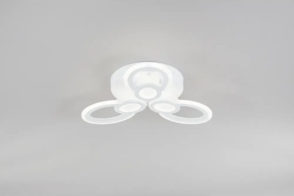 Припотолочная люстра Escada 10230/3LED (белый)