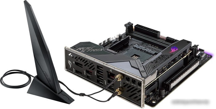 Материнская плата ASUS ROG Strix X570-I Gaming