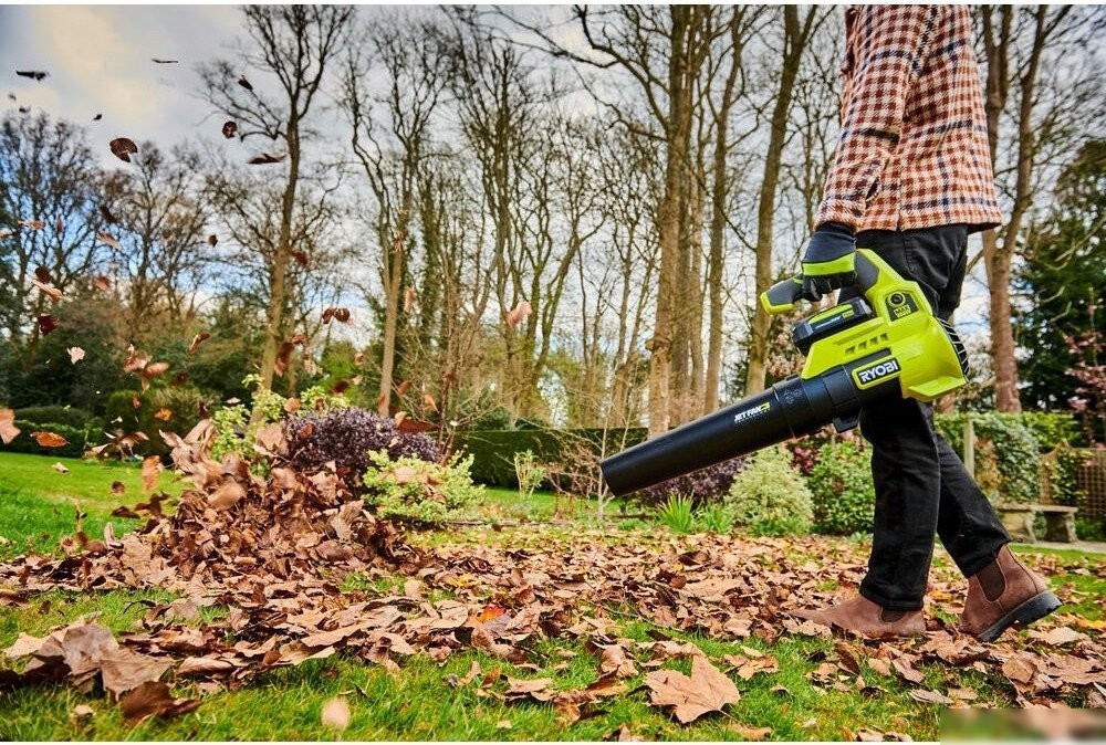 Ручная воздуходувка Ryobi RY36BLA-0 5133004576 (без АКБ)
