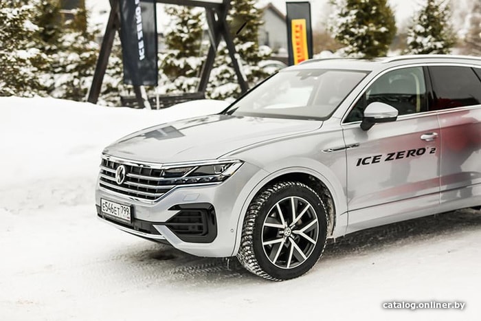 Автомобильные шины Pirelli Winter Ice Zero 2 225/55R17 101T